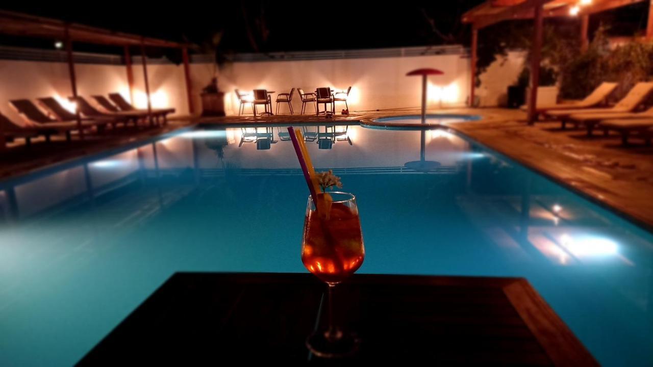 6 Milje Hotel Ksamil Kültér fotó