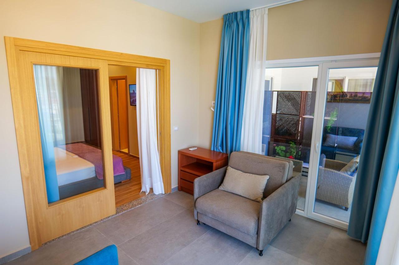 6 Milje Hotel Ksamil Kültér fotó