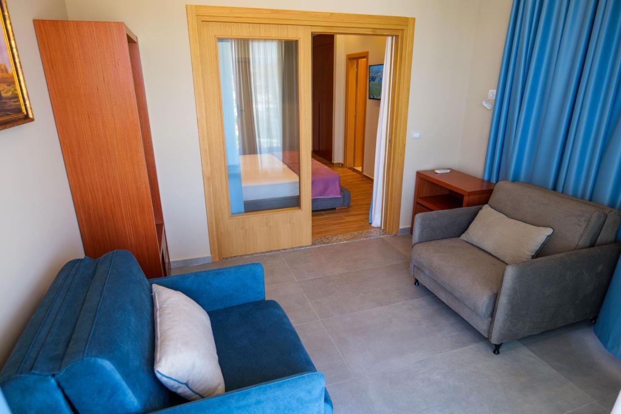 6 Milje Hotel Ksamil Kültér fotó