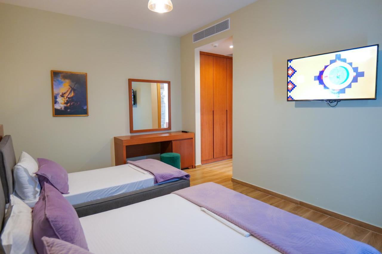 6 Milje Hotel Ksamil Kültér fotó