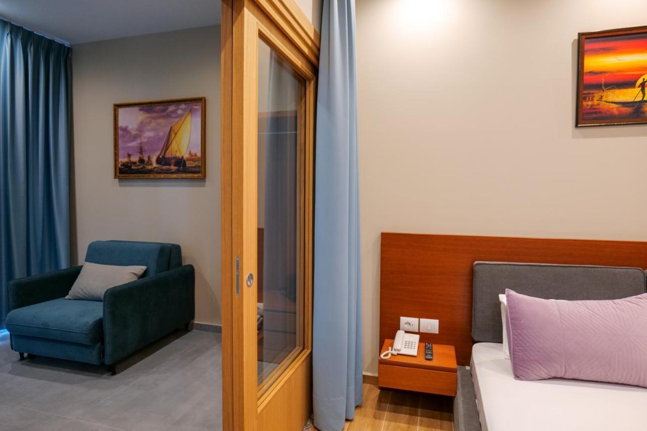 6 Milje Hotel Ksamil Kültér fotó