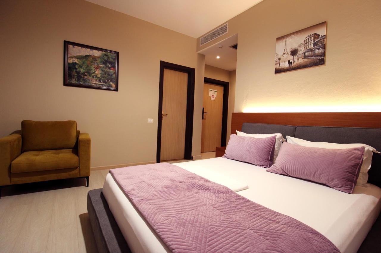 6 Milje Hotel Ksamil Kültér fotó